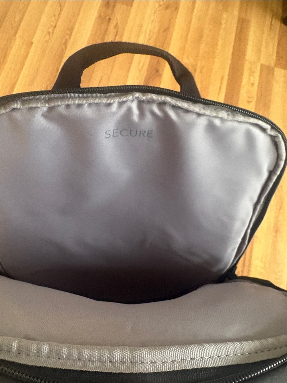 Back Pack - Picture 4 of 4